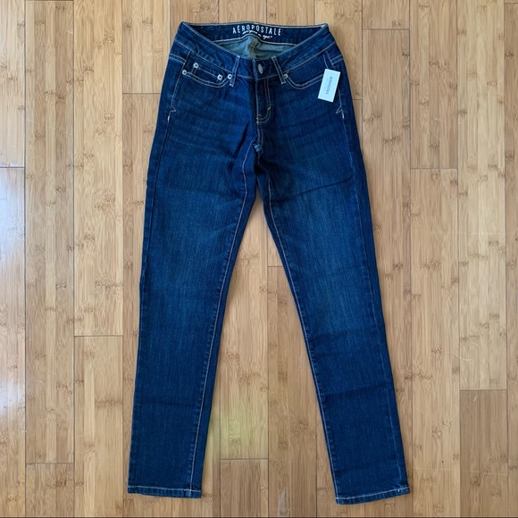 Aeropostale New Curvy Skinny Jeans - Picture 2 of 8